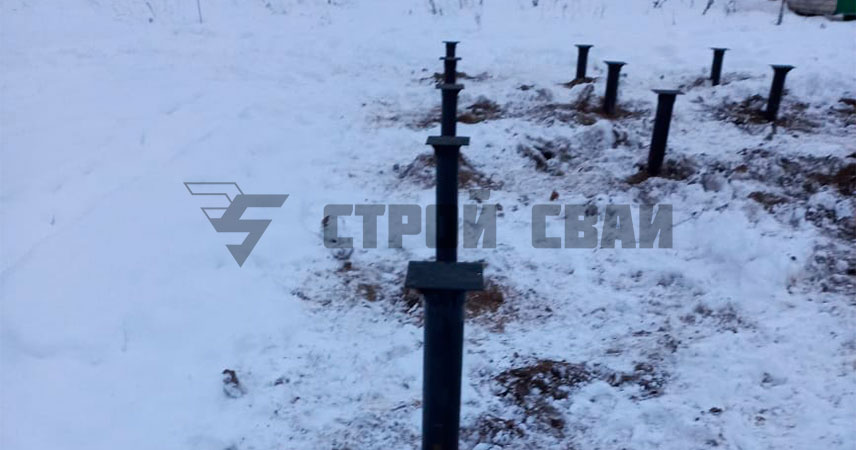 Свайно-винтовой фундамент в деревне Васильево