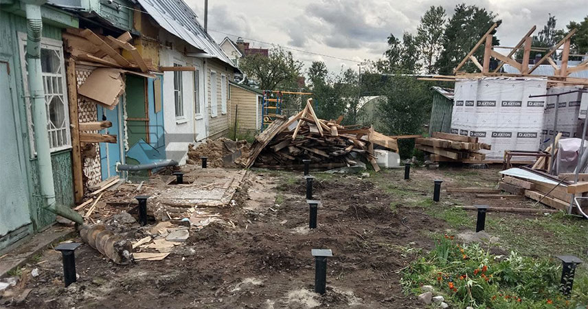 Свайно-винтовой фундамент в городе Петергоф