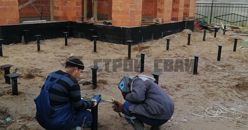 Свайно-винтовой фундамент в поселке Щеглово