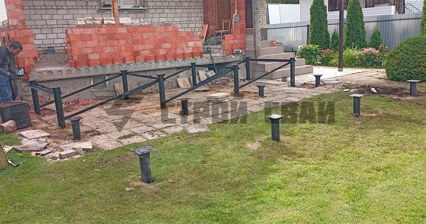 Свайно-винтовой фундамент в городе Кировск