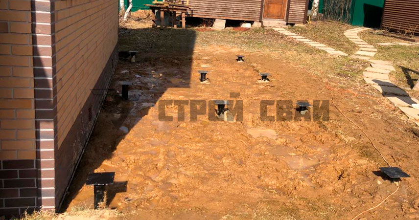 Свайно-винтовой фундамент в СНТ Волна