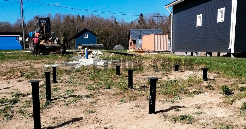 Свайно-винтовой фундамент в городе Ломоносов