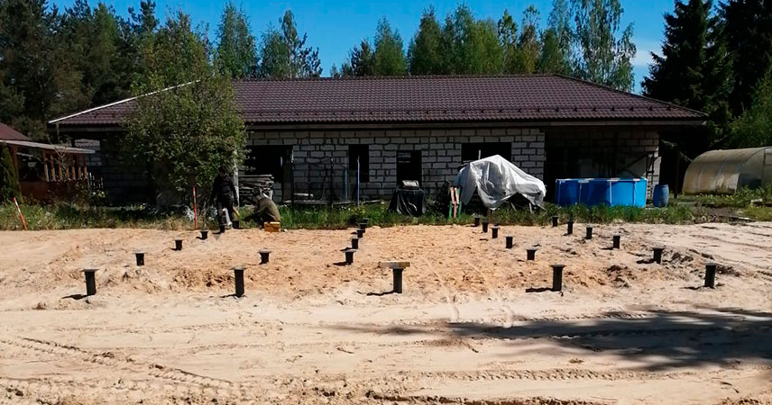 Свайно-винтовой фундамент в СНТ Невдубстрой