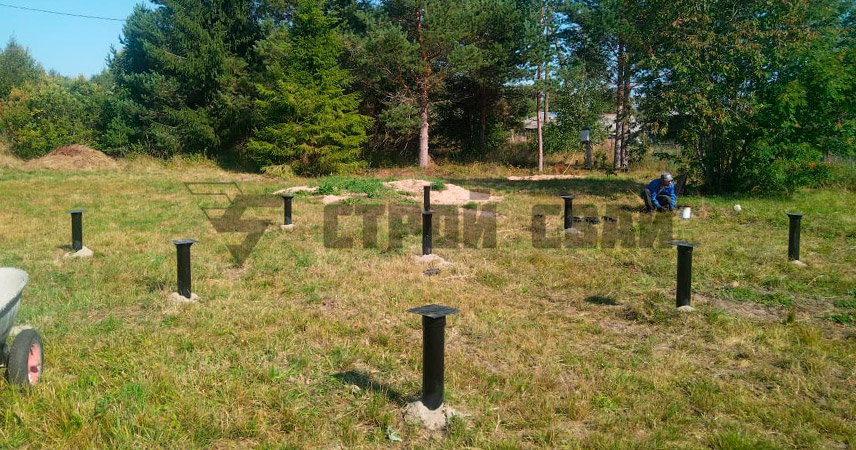 Свайно-винтовой фундамент в деревне Устье