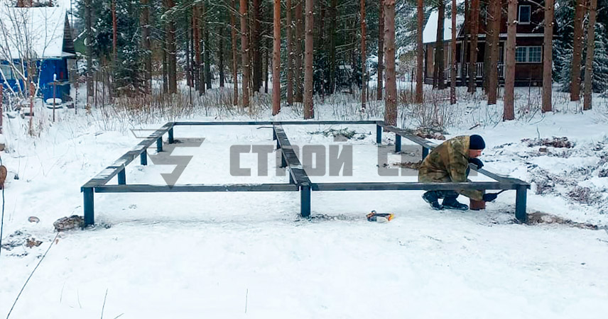 Свайно-винтовой фундамент в деревне Лампово